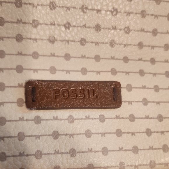 Fossil White and Brown Tote Bag with Leather Trim - Picture 2 of 6